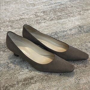 Bruno Magli Taupe Textured Kitten Heels